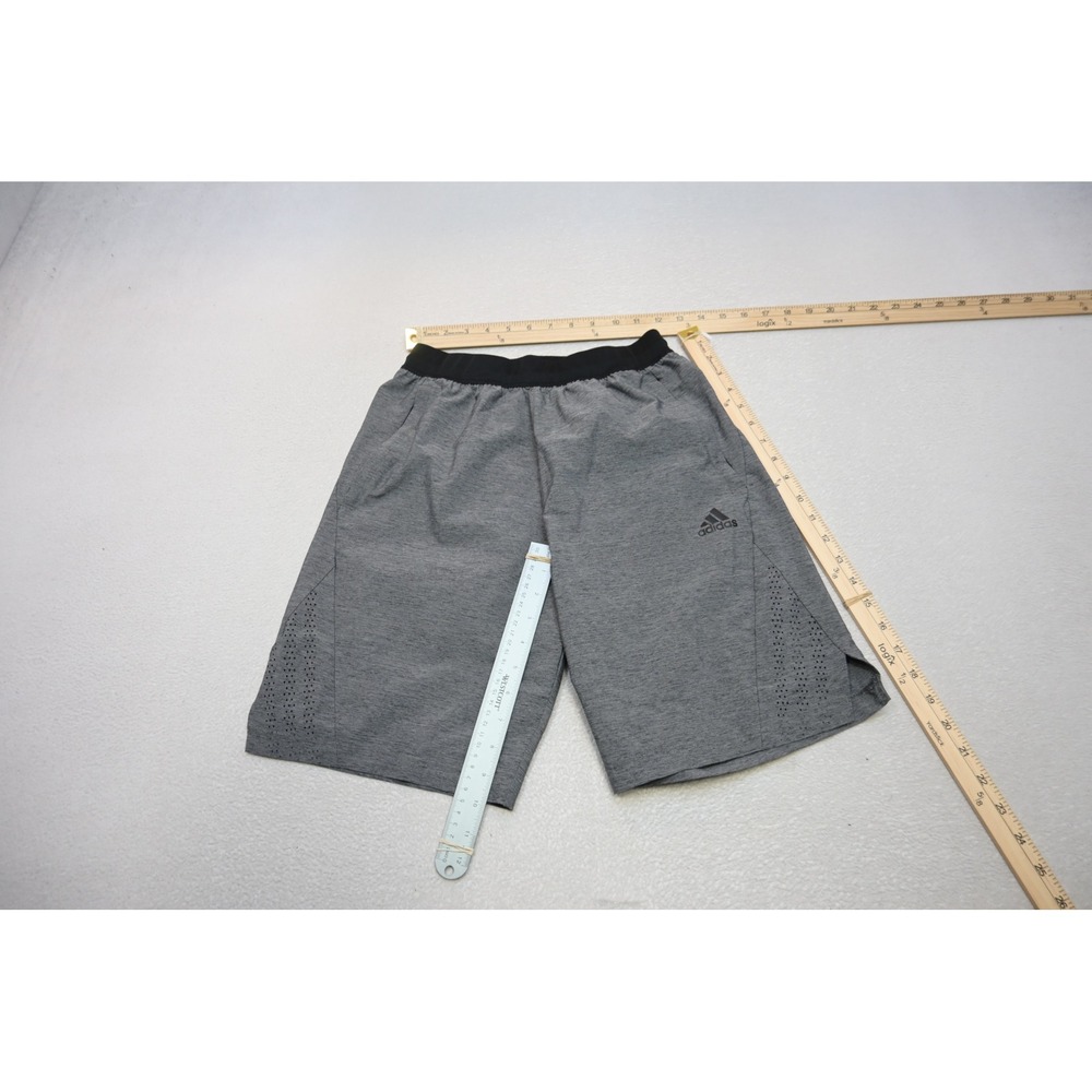 Adidas Athletic Gym Shorts Mens Small Grey Heathered Laser Cut Vents Excellent
